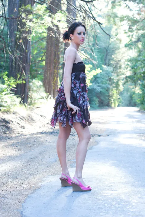 Justine Jewel: Short-Haired Brunette in a Dress Shows Off Her Natural Tits in the Forest – photo 4 of 21