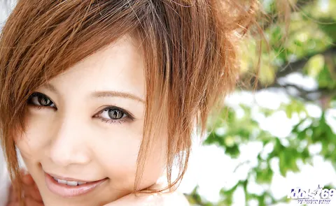Hitomi Yoshino: Asian Redhead with Big Tits Reveals Her Body Outdoors – photo 12 of 15