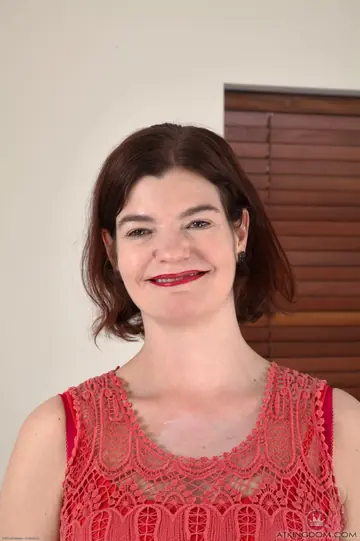 Mature Woman with Short Hair Spreads Her Hairy Pussy