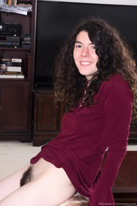 Silki Smith: Brunette in a Dress Toys Her Hairy Bush with a Dildo – photo 8 of 21