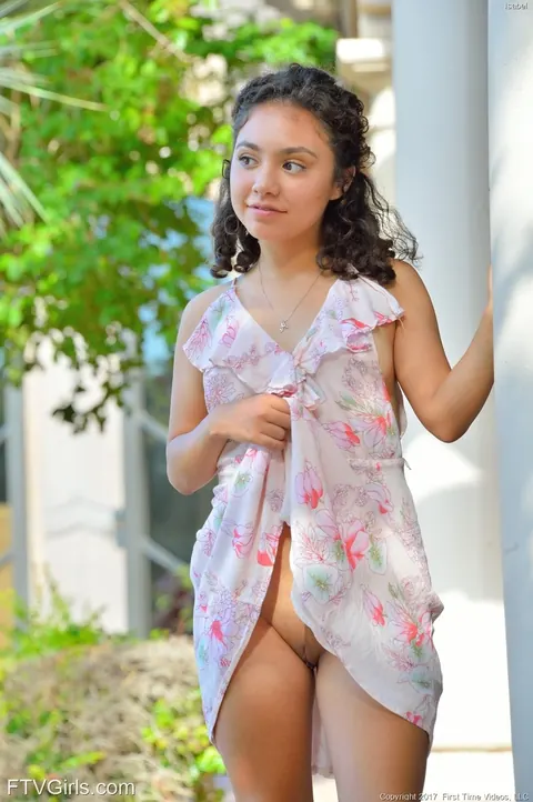 Bella Banks: Brunette Flashes Her Pussy in a Skirt Outdoors – photo 6 of 15