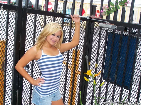 Brandi Lace: Blonde PAWG Gives a POV Deepthroat Blowjob Outdoors – photo 2 of 21