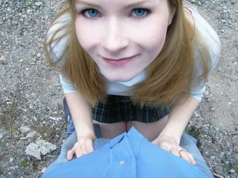 Anna Sucks: Tall Skinny Blonde Uses a Strap-On and Takes a Facial Outdoors – photo 9 of 13