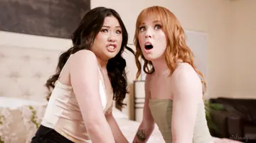 Lulu Chu – Tall Asian Lesbians Finger and Squirt