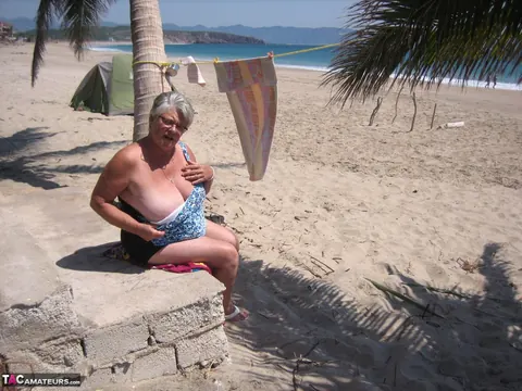 European BBW with Big Tits Strips Out of Her Bikini on the Beach – photo 7 of 20
