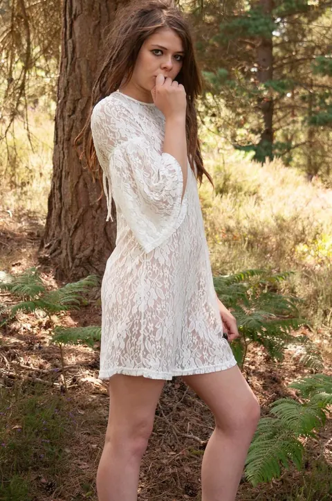 Thick Babe Lifts Her Short Dress to Flash Panties and Ass Outdoors – photo 3 of 21