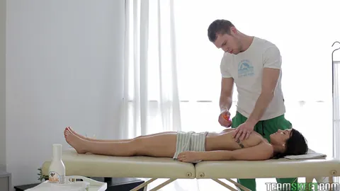 Alice Smack: Brunette Sucks and Fucks in a Gym Orgy – photo 10 of 20