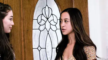 Alexia Anders – Busty Asian and Slim Brunette Kiss and Undress Together