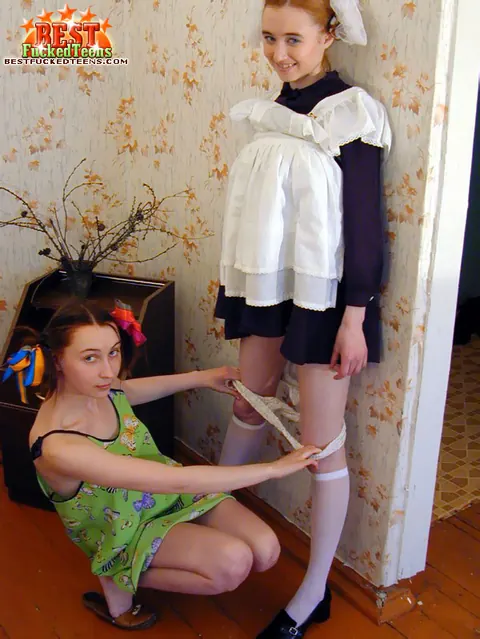 Thick Women in Skirts and Socks Kiss and Spread – photo 15 of 18