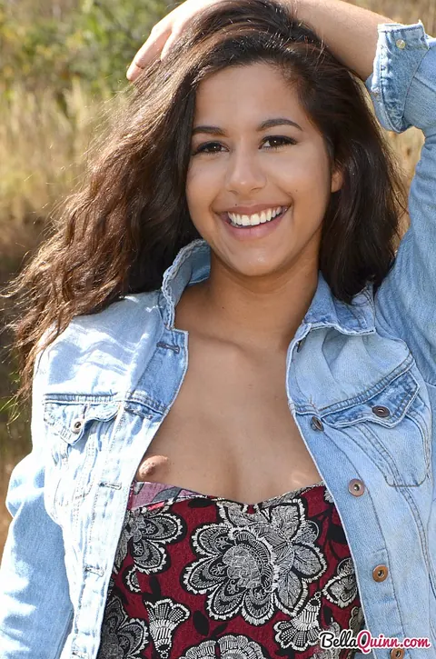 Bella Quinn: Brazilian Latina Teases Her Boobs in a Skirt Outdoors – photo 7 of 12