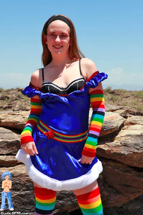PAWG in Glasses and Socks Strips Outdoors – photo 3 of 15