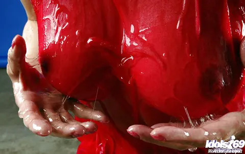 Wakako: Asian Woman Spreads Her Pussy Covered in Lube – photo 3 of 16