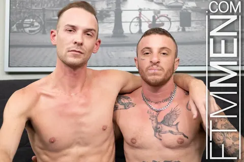 Tattooed Stud Kisses His Partner and Fucks Him – photo 2 of 14