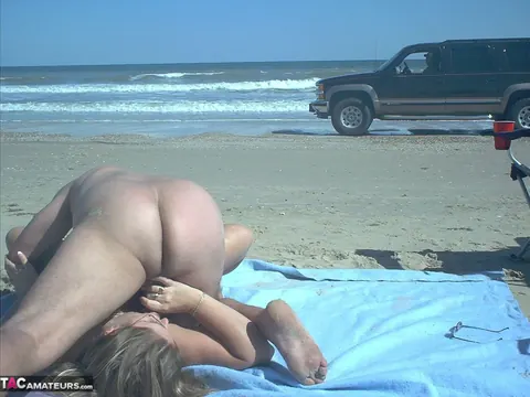 Busty Mature BBW in Glasses Sucks Cock on the Beach – photo 19 of 20
