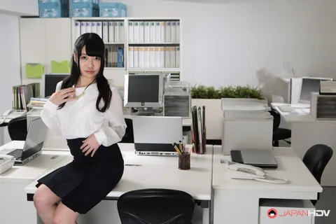 Jyuri Ayase: Japanese Brunette Secretary Strips and Spreads on Her Desk – photo 1 of 15
