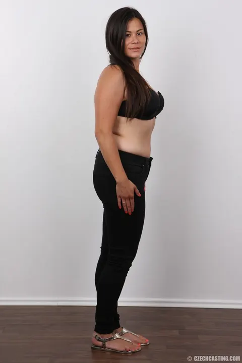 Busty Brunette BBW Undresses and Spreads Her Pussy Wide – photo 5 of 20