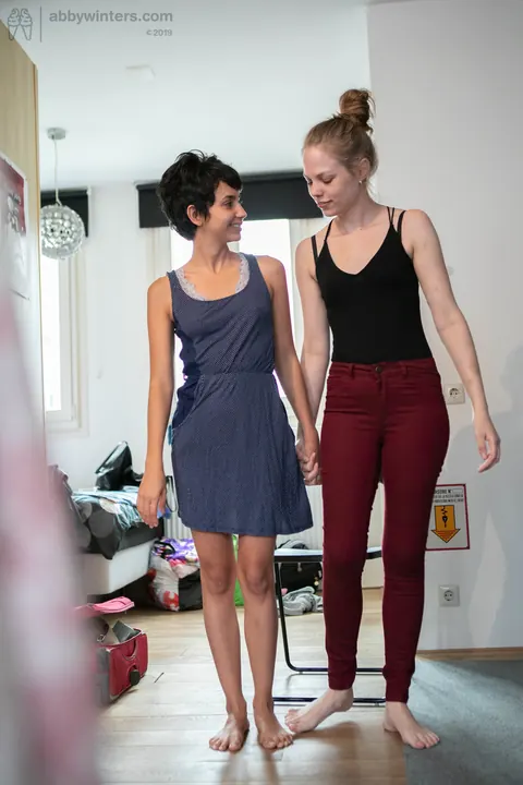 Rose K: Short-Haired Brunette Lesbians Kiss While Undressing – photo 17 of 17