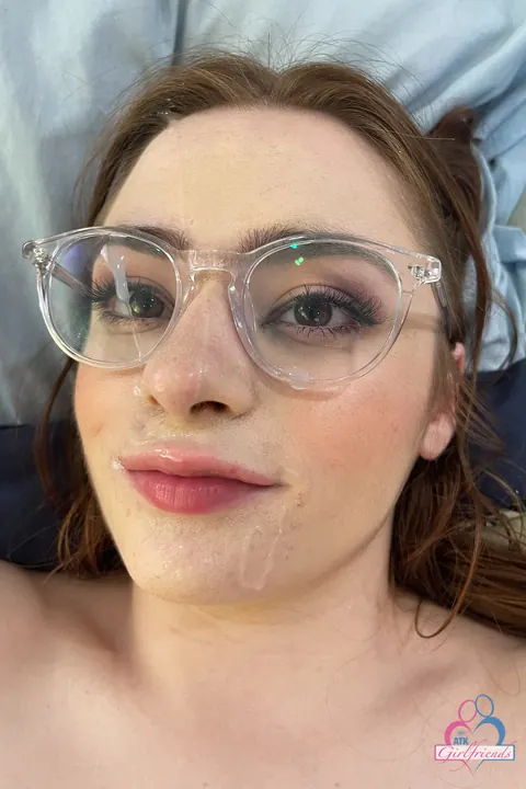 Reese Robbins: Redhead PAWG in Glasses Takes a Facial Outdoors – photo 21 of 21