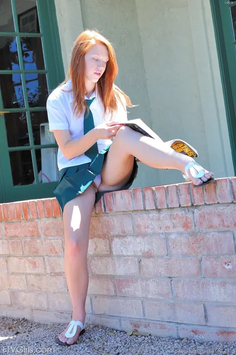 Pepper Kester: Pale Redhead Spreads Her Slit Outdoors – photo 5 of 20