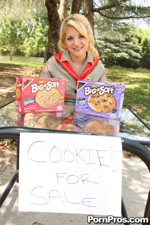 Jamie Lamore: Petite Blonde in Scout Uniform Strips and Spreads in the Bedroom – photo 1 of 21