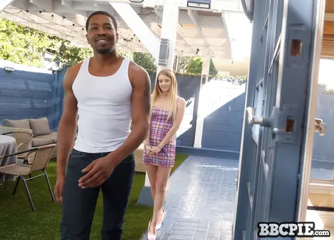 Riley Star: Petite Blonde Sucks BBC and Rides Him for a Creampie – photo 5 of 20