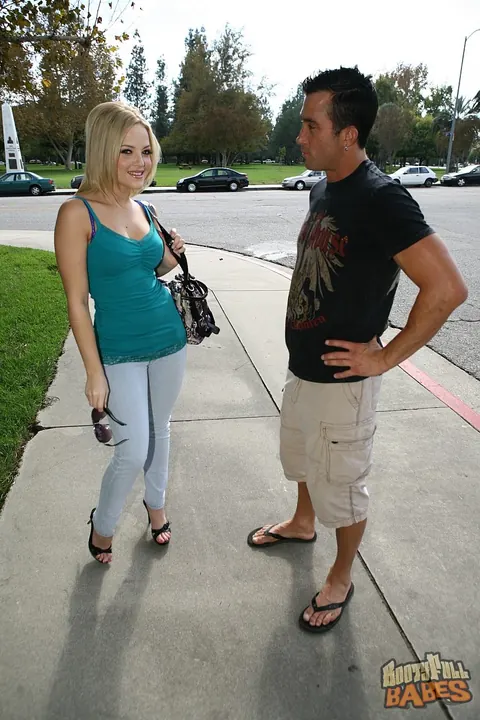Alexis Texas: Busty Blonde Strips Outdoors and Gives a Skilled Blowjob – photo 2 of 21