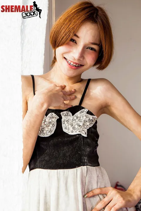 Slim Asian Trans Woman Undresses and Poses Naked – photo 2 of 16