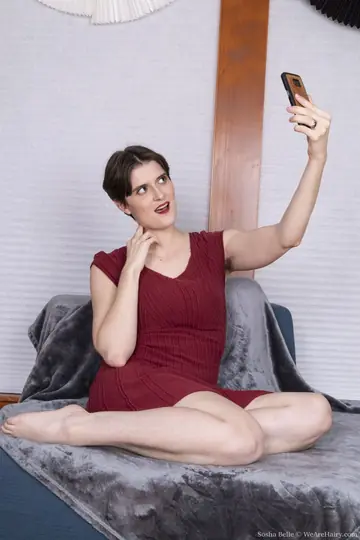 Sosha Belle – Tall Brunette in Lingerie and Skirt Spreads Her Hairy Pussy and Shows Armpits