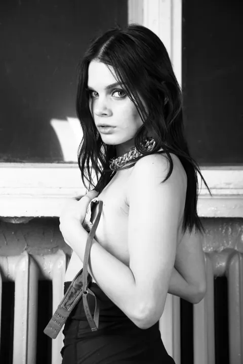 Gerda Bee: Brunette in a Corset and Stockings Bound for Group Sex – photo 4 of 17