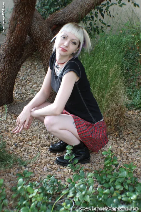 Slim Tattooed Blonde Flashes Skirt Outdoors – photo 12 of 21