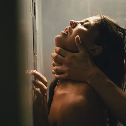 European Woman with Big Tits Fucks a Boss in the Office Elevator – photo 10 of 15