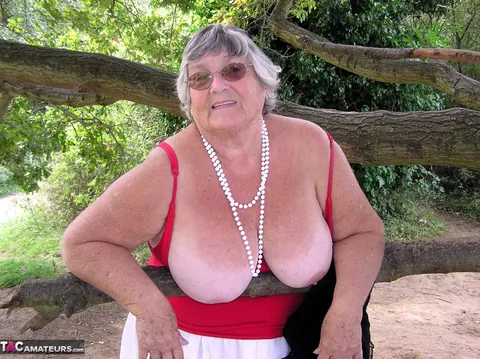 European BBW on a Public Trail Shows Her Big Tits in Panties – photo 13 of 20