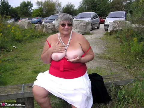 European BBW on a Public Trail Shows Her Big Tits in Panties – photo 4 of 20