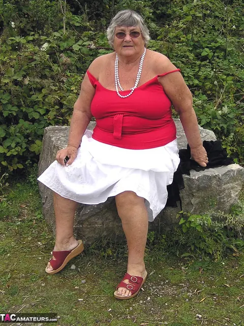 European BBW on a Public Trail Shows Her Big Tits in Panties – photo 1 of 20
