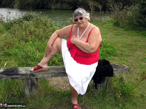 European BBW on a Public Trail Shows Her Big Tits in Panties – photo 5 of 20