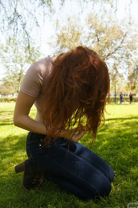 Sabrina Lynn: Tall Redhead with Big Natural Tits Strips Out of Her Jeans Outdoors – photo 7 of 12