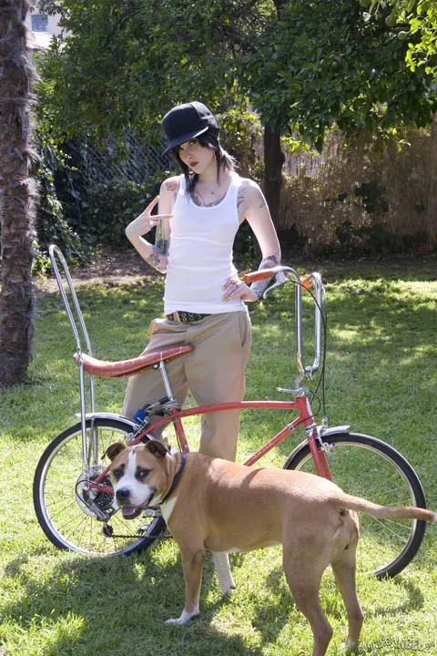 Melodie Gore: Pale Tattooed Brunette Strips Naked Outdoors After Bike Ride – photo 2 of 17