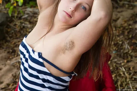 Petite Brunette Bares Her Hairy Pussy Outdoors – photo 3 of 17