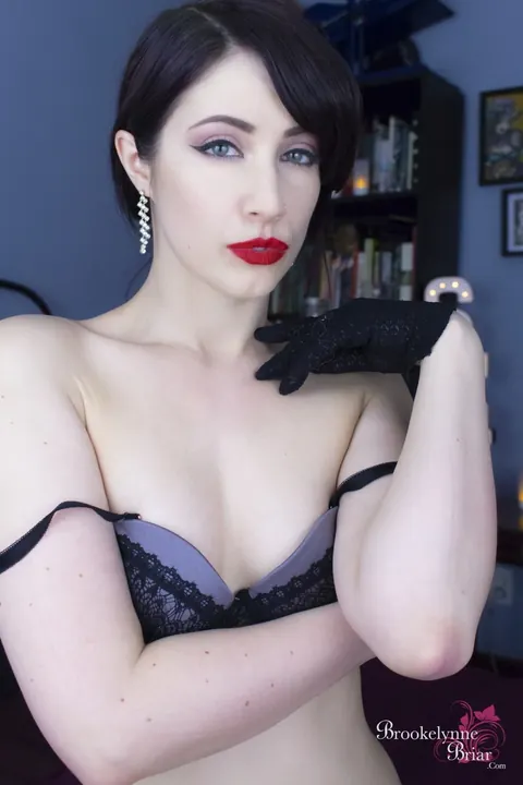 Brookelynne Briar: Brunette in Panties Spreads to Show Her Piercing – photo 3 of 15
