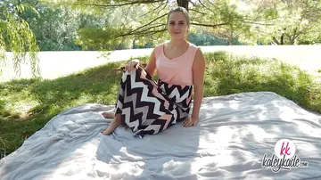 PAWG Brunette Lifts Her Skirt Outdoors