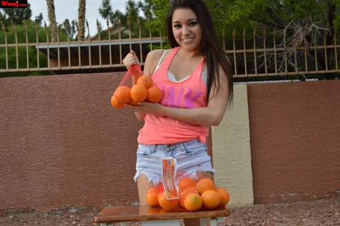 Selena Santoro: Latina Brunette in Shorts Teases a Stranger Outdoors – photo 3 of 15