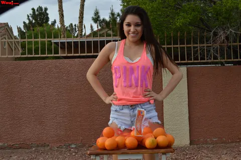Selena Santoro: Latina Brunette in Shorts Teases a Stranger Outdoors – photo 14 of 15