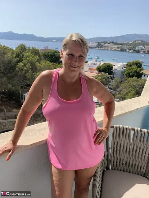 Sweet Susi: Mature European Blonde Spreads Her Big Ass on the Balcony – photo 4 of 19