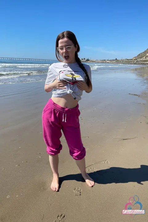 Alina West: Petite Brunette Shows Her Shaved Pussy on the Beach – photo 4 of 21