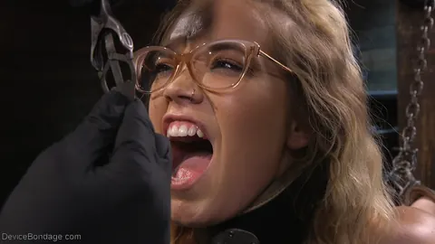 Katie Kush: Petite Blonde in Glasses Bound and Fucked by Machine – photo 14 of 20