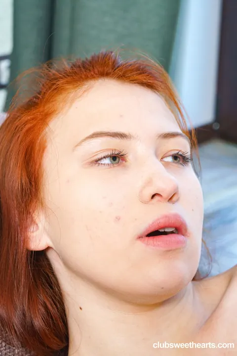Nika Nut: Thick Redhead Strips Off Her Panties and Spreads Her Pussy – photo 12 of 21