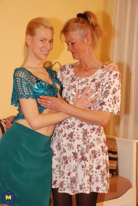Anastasia Devine: Blonde European MILFs Finger and Lick Each Other – photo 2 of 21