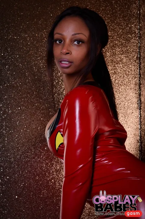 Lola Marie: Ebony Brunette in a Latex Dress Spreads Her Legs – photo 10 of 15