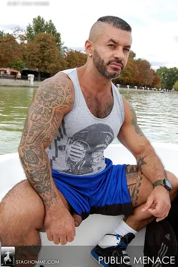 Guy Masturbates and Fingers His Ass Outdoors