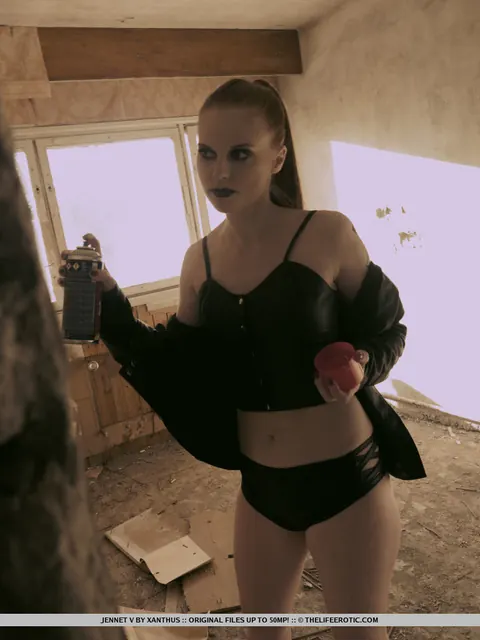 Jennet V: Pale Redhead Pulls Aside Her Panties and Fingers Her Slit – photo 3 of 16